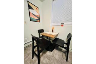 Charming 1-Bedroom Apartment in Great Neighborhood - 5