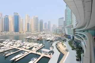 Livbnb - Marina Front 3BR with Wraparound Balcony & Yacht Views Vida Residences - Dubái - 6