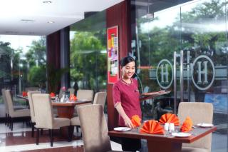 Grand Hatika Hotel - Tanjungpandan - 2