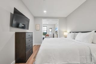 Central Downtown Asheville Luxe Condo - 6