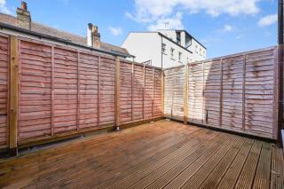 Premium 3 bedroom Apartment 5 minutes to Central London Enjoy Cashback for all September Stays - London - 1