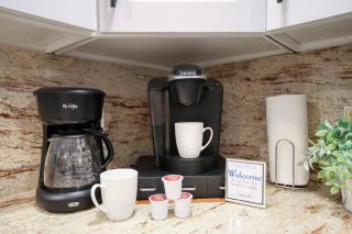 The Hideaway - 5BR near Kierland Commons - Phoenix - 1