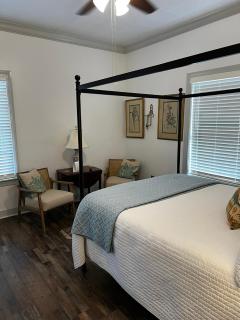 Creole Cottage - 2 Bed, 1 Bath, Pet Friendly with Fee, Walk to Downtown, Grill, Washer & Dryer - Natchez - 4