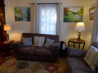 Falls Farmstead 1854 Quinn Cottage -Cozy Home Base - Ellsworth - 4