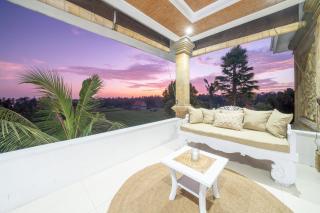 Didori Art Villa - serene view of green and sunset - Ubud - 4