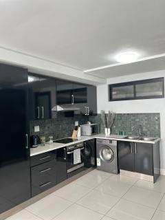 Osheni City Center Apartment - 6