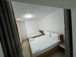 Tirana City Apartment - 2