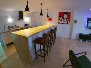 Luxury HappyHouse - 2