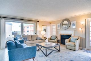 Beachfront Indian Shores Vacation Rental Condo - Clearwater Beach - 0