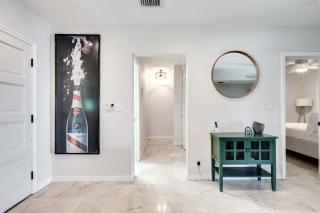 BRAND NEW 4 Bedroom Waterfront Villa w Boat Dock - Fort Lauderdale - 1
