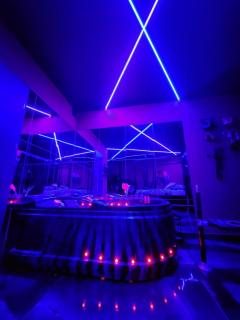 NEW in GDAŃSK! RED ROOM in the HEART of GDAŃSK - BDSM - with a luxury JACUZZI and access to a sauna - Gdańsk - 1