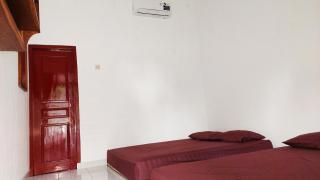 Sarwi Endah Beach Cottage - 3