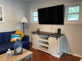 Webb's Wasaga Beach Oasis - 4