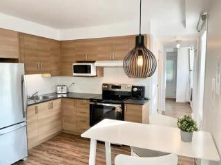 Le trio gourmand de la 3e Avenue - stationnement inclus - 5