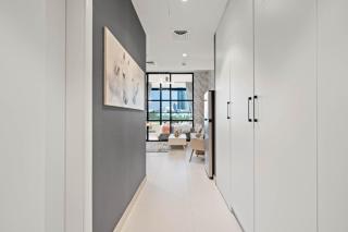 luxury Miami studio style-loci residences - Dubai - 5