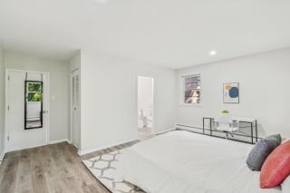 Pine Brook 118 I Modern Corporate 2bd I Parking - Newark - 4