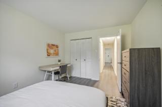 Pine Brook 1302 I Pool Gym I Free Parking ! - Newark - 6