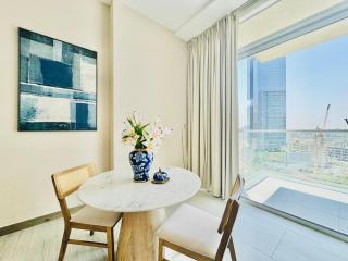 Venduras - Luxury Studio , Hameni Tower, JVC - Dubai - 2