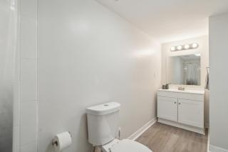 Pine Brook 808 I Your Newark Retreat I Pool & Gym - Newark - 0