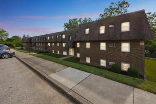 Pine Brook 1122 I Pool Gym I Free Parking ! - Newark - 6