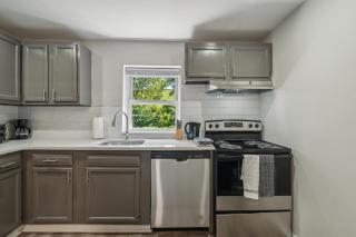 Pine Brook 908 I Lovely 2bd Spacious Apartment - Newark - 2