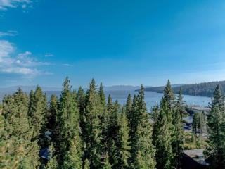 Carnelian Bay 2BR + Loft Near Beach & Trails - Carnelian Bay - 6