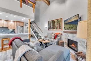 Carnelian Bay 2BR + Loft Near Beach & Trails - 3