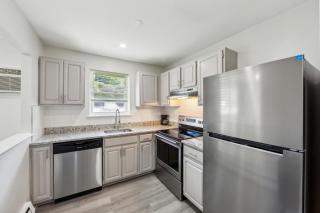 Pine Brook 1019 I Modern 15br Apartment ! Pool - Newark - 1
