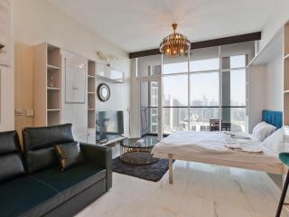 High Floor Studio with Burj Khalifa and Skyline View - 8