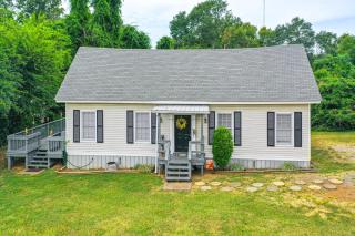 Lumberjack Hideaway Near Campus in Nacogdoches! - 8