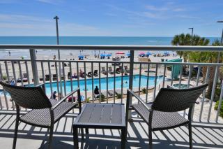Stunning Ocean Front 2BD on the Second Floor, in Heart of MB - 7