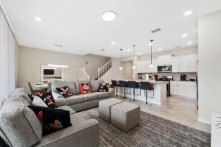5BD Sleeps 14 Mickey Home with Pool and BBQ - 3
