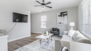 Landing at Sanctuary at Indian Creek - 1 Bedroom in Huntsville - Madison - 3