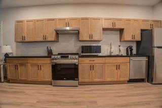 Landing at Hagert and York 1 Bedroom in East Kensington - 4