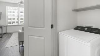 Landing at The Standard on the River - 1 Bedroom in Northside - Houston - 2