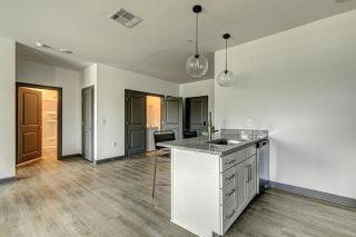 Landing at The Leo - 1 Bedroom in Myrtle Beach - 6