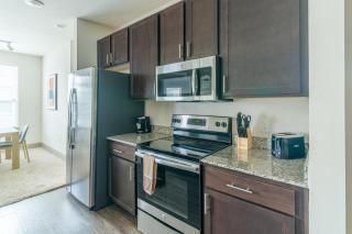 Landing at The Grayson - 2 Bedrooms in Cypressdale - 5
