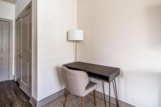 Landing at The Grayson - 2 Bedrooms in Cypressdale - 4