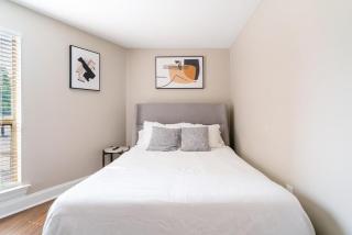 Landing at The Hive - 1 Bedroom in Mid City North - Baton Rouge - 3