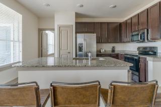 Landing at The Grayson - 2 Bedrooms in Cypressdale - 2