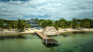 Conmigo Villas - 6 Bedroom Beachfront with Pool - 8