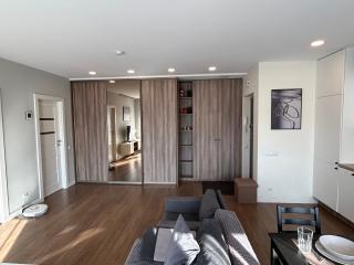 Your home - Spacious Apartment in City Center, with Balcony & Self Check-in - Vilnius - 6