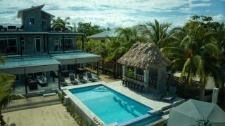 Conmigo Villas - 6 Bedroom Beachfront with Pool - 7