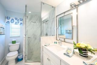 Coastal Getaway w/ Private Pool - Naples - 4