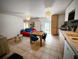 DREAM HOLIDAY 26 - Charmant 2 Pièces 4 Pers de 38m2 - Clim, Wifi, Parking - Sur RN7 au calme - au cœur de Livron sur Drôme à 5Km l'Autouroute A7 - Livron-sur-Drôme - 2