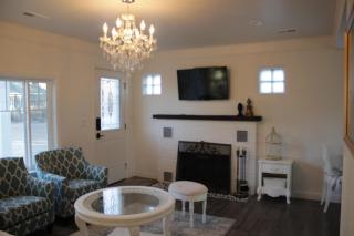 Ivywild Boutique Cottage - 1