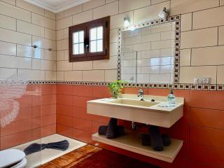Casa Guanapay by Vulcano Homes - Teguise - 2