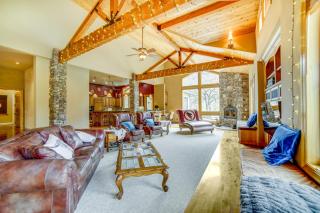Stunning Hopland Vacation Rental with Pool and Hot Tub - Hopland - 8