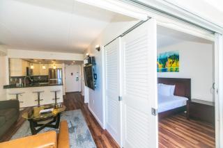 Ilikai Tower 1116 - Honolulu - 1