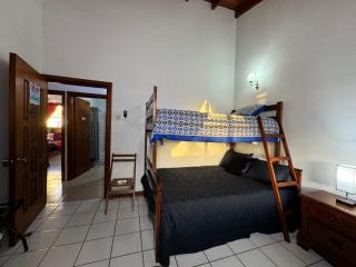 Chalet Belizomi - Le Gardenia Room - Rodney Bay Village - 3